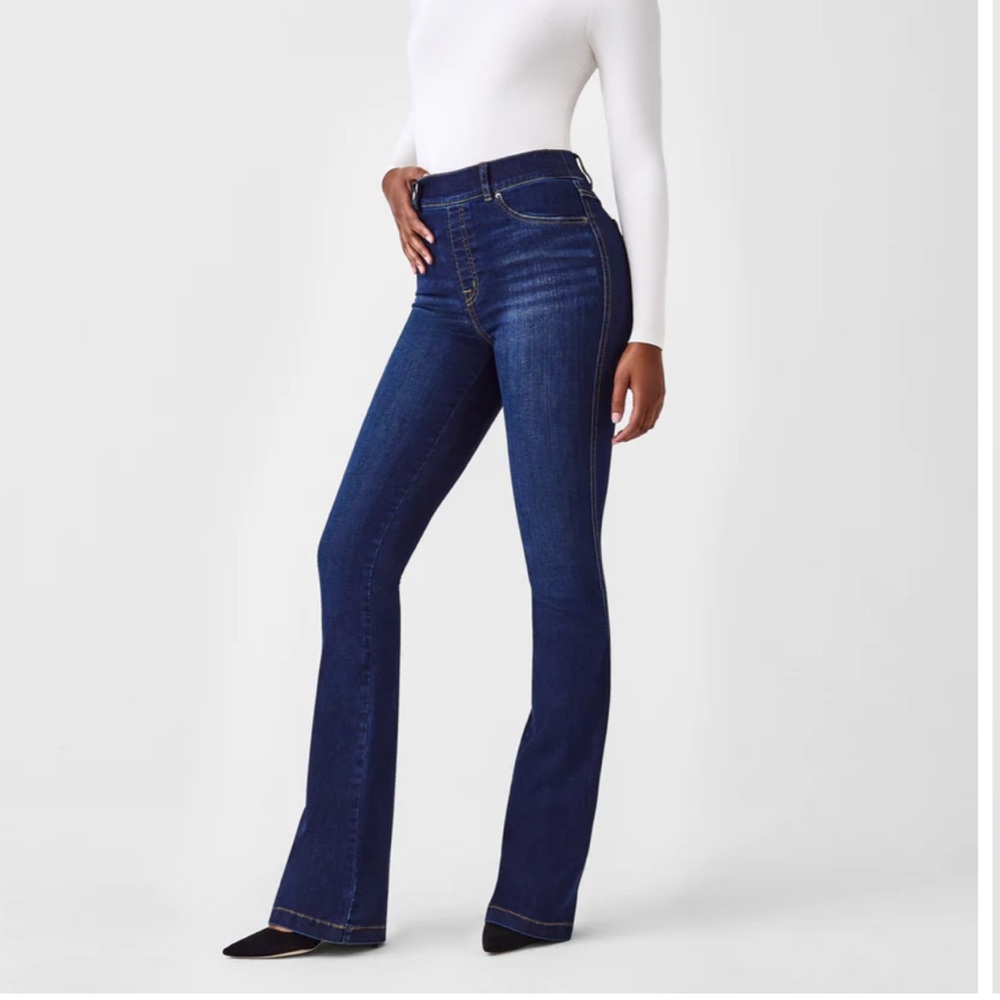 Spanx bootcut Jeans pull on flare size large brand New . Midnight Blue